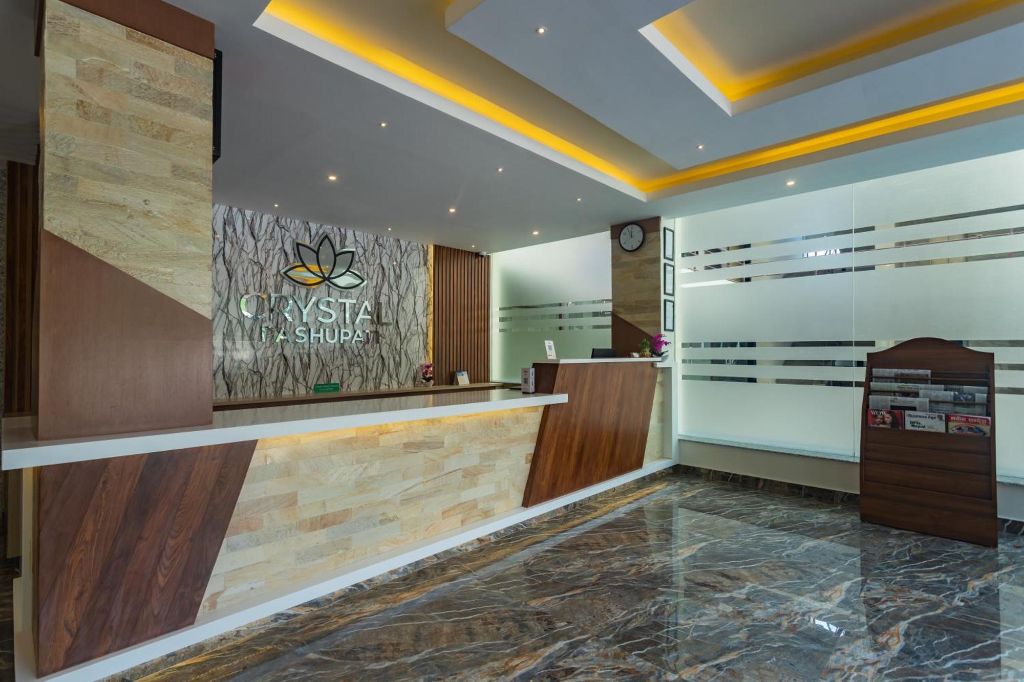 Hotel Crystal Pashupati Катманду Екстер'єр фото