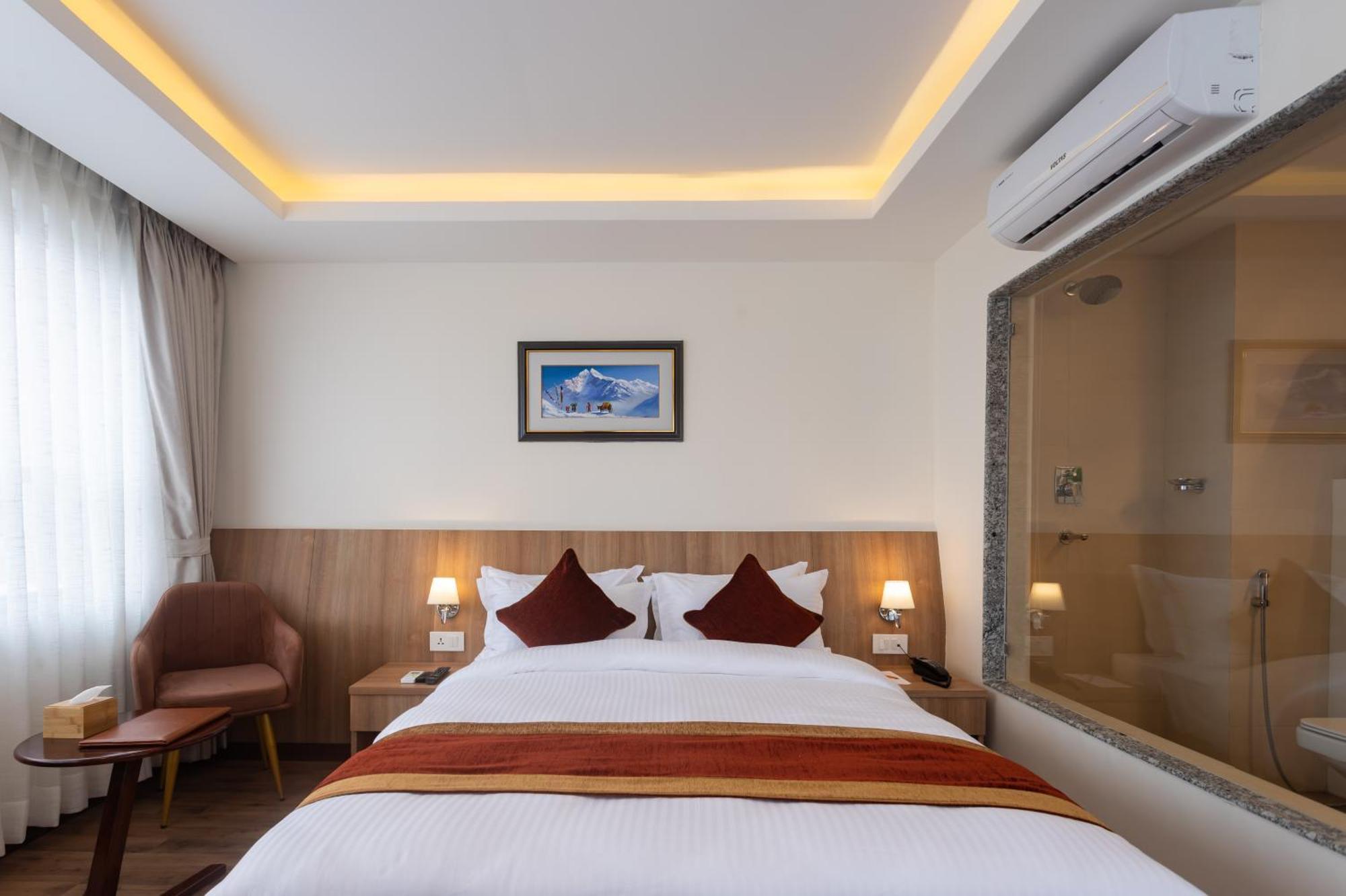 Hotel Crystal Pashupati Катманду Екстер'єр фото