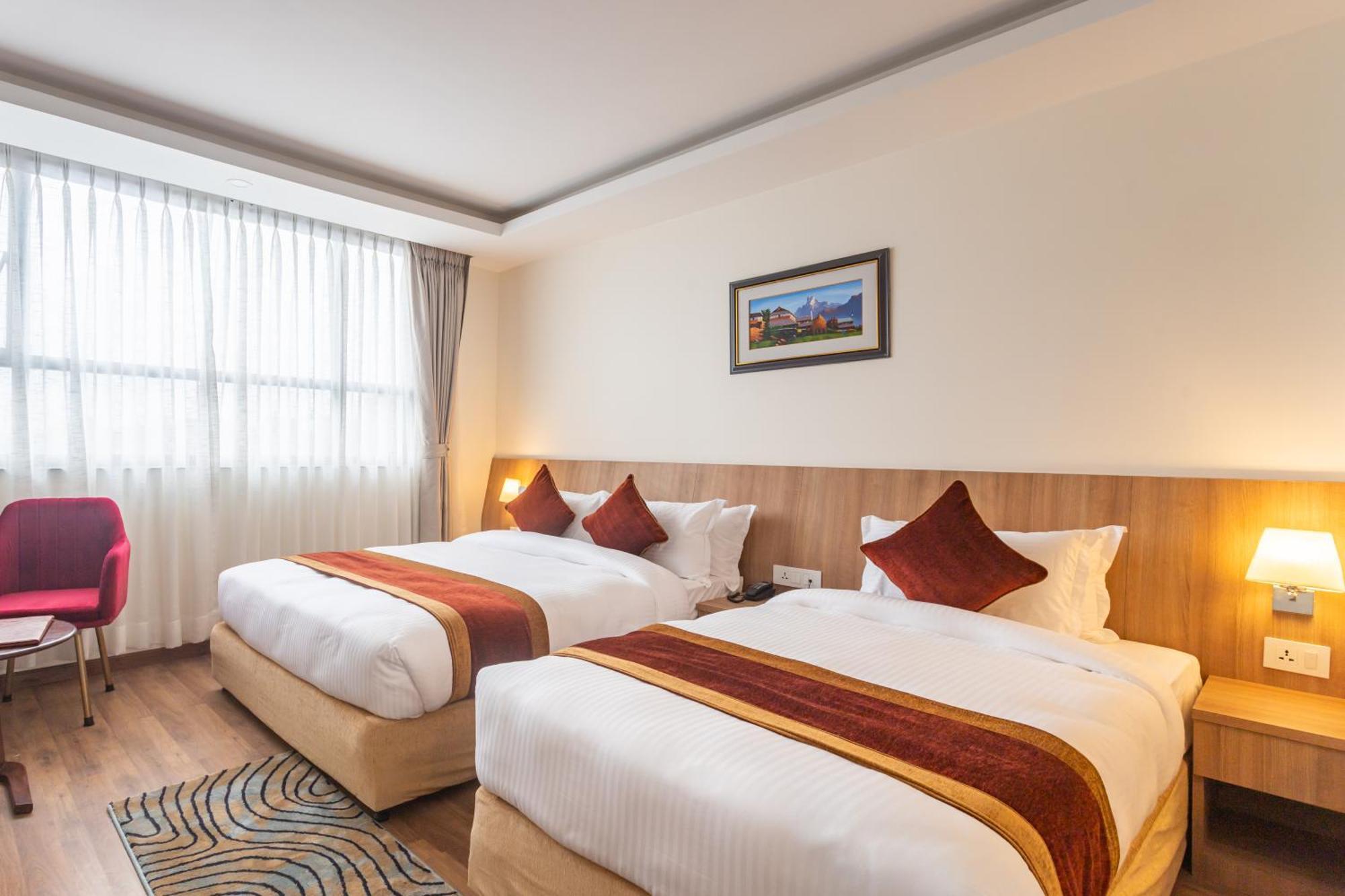 Hotel Crystal Pashupati Катманду Екстер'єр фото
